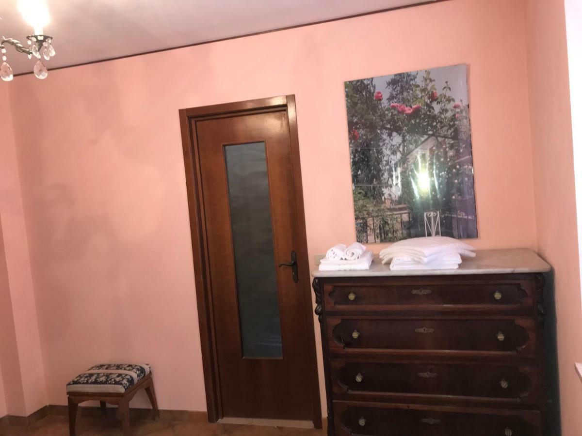 Bed & Roses “Gege” Apartment La Morra Ngoại thất bức ảnh