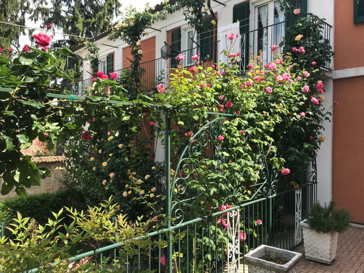 Bed & Roses “Gege” Apartment La Morra Ngoại thất bức ảnh